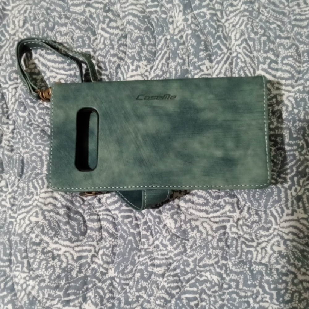 Green Wristlet Phone and Wallet Case